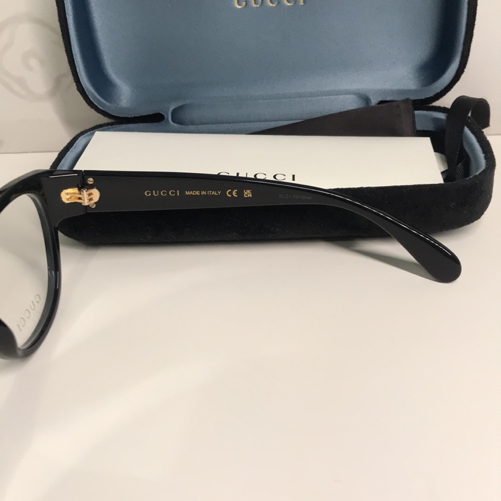 New Authentic Gucci Black Oversized Glasses GG1411O 004 - Picture 10 of 14